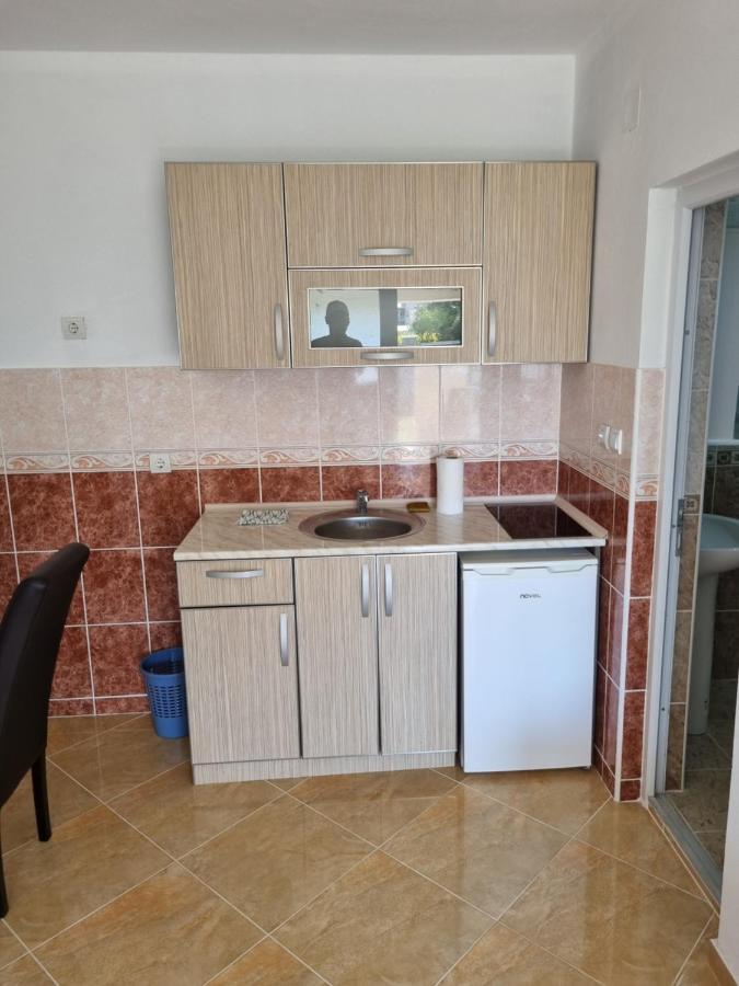 Apartmani Ani Bar Exteriör bild