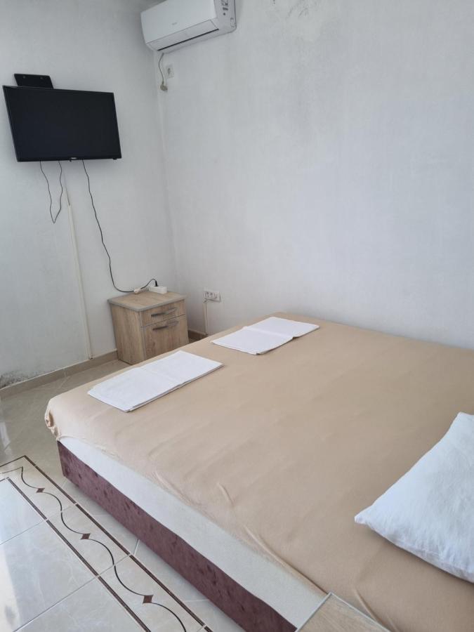 Apartmani Ani Bar Exteriör bild