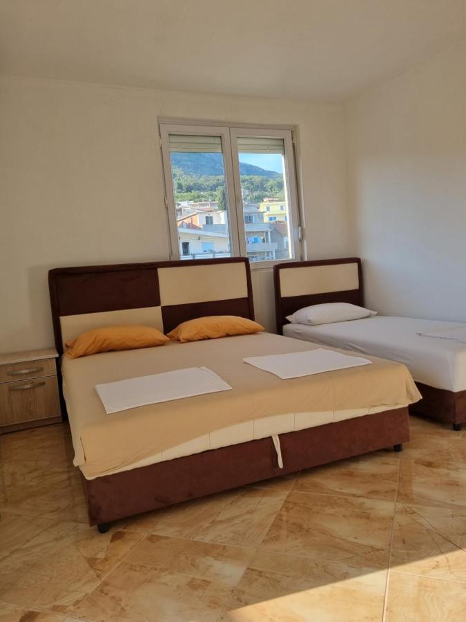 Apartmani Ani Bar Exteriör bild