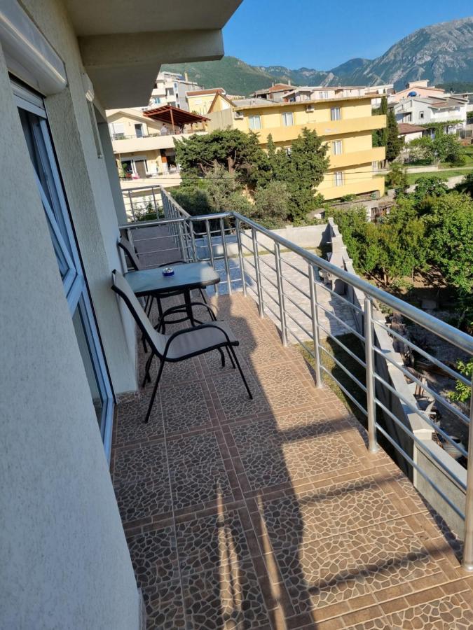 Apartmani Ani Bar Exteriör bild