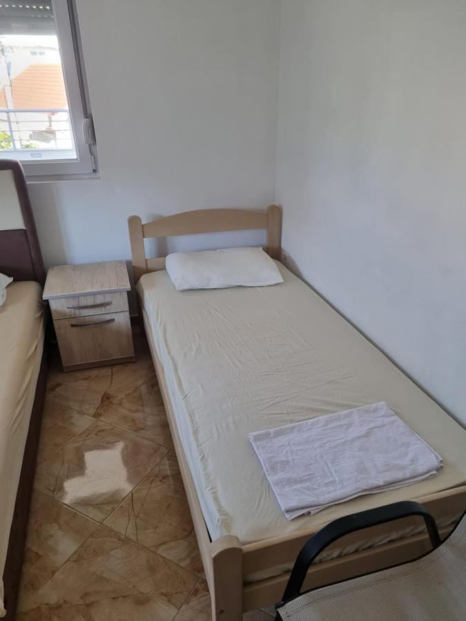 Apartmani Ani Bar Exteriör bild