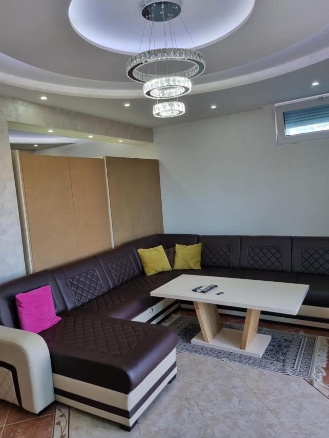 Apartmani Ani Bar Exteriör bild