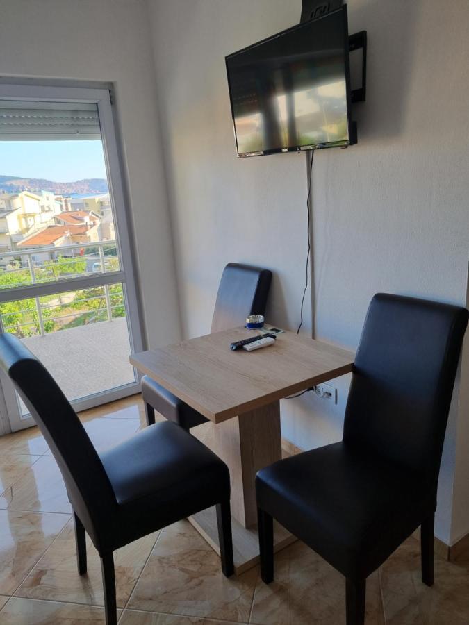 Apartmani Ani Bar Exteriör bild