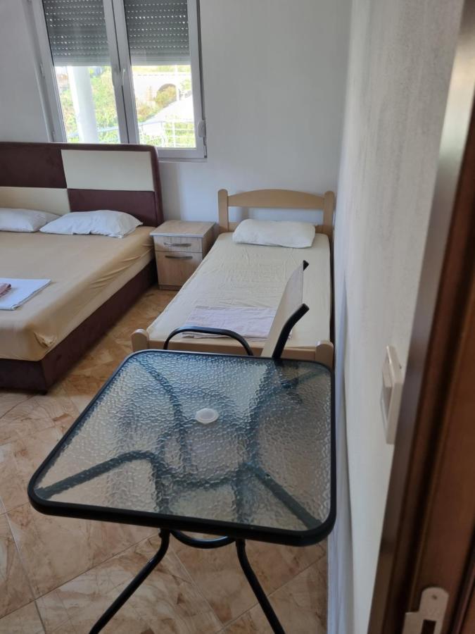 Apartmani Ani Bar Exteriör bild