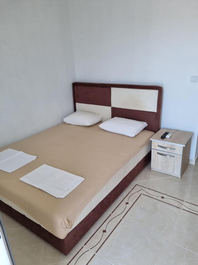 Apartmani Ani Bar Exteriör bild