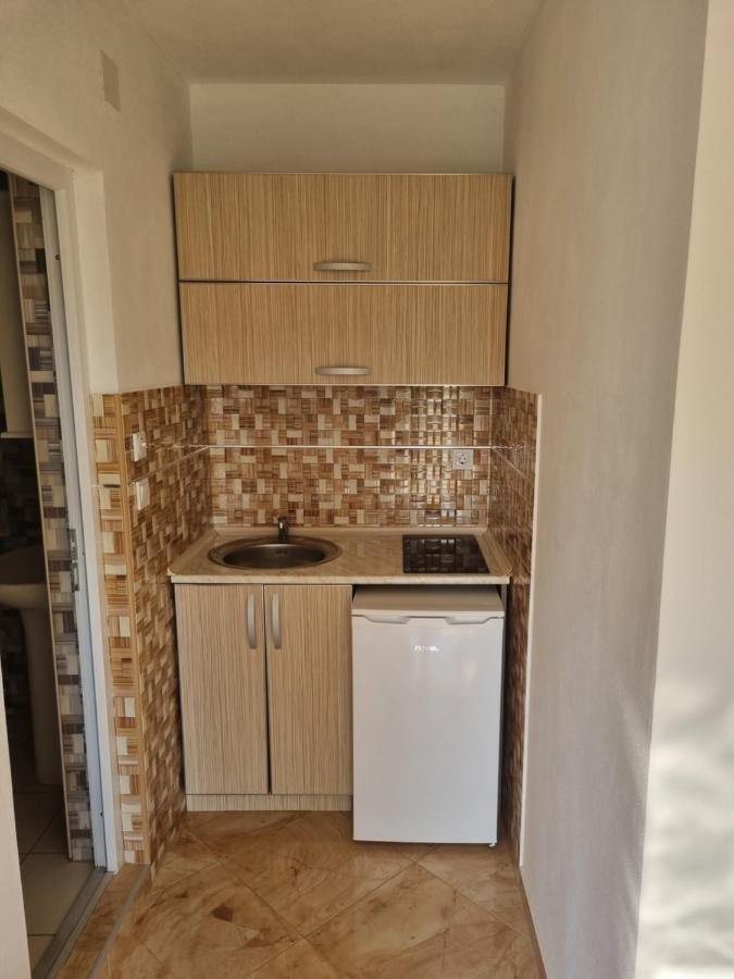 Apartmani Ani Bar Exteriör bild