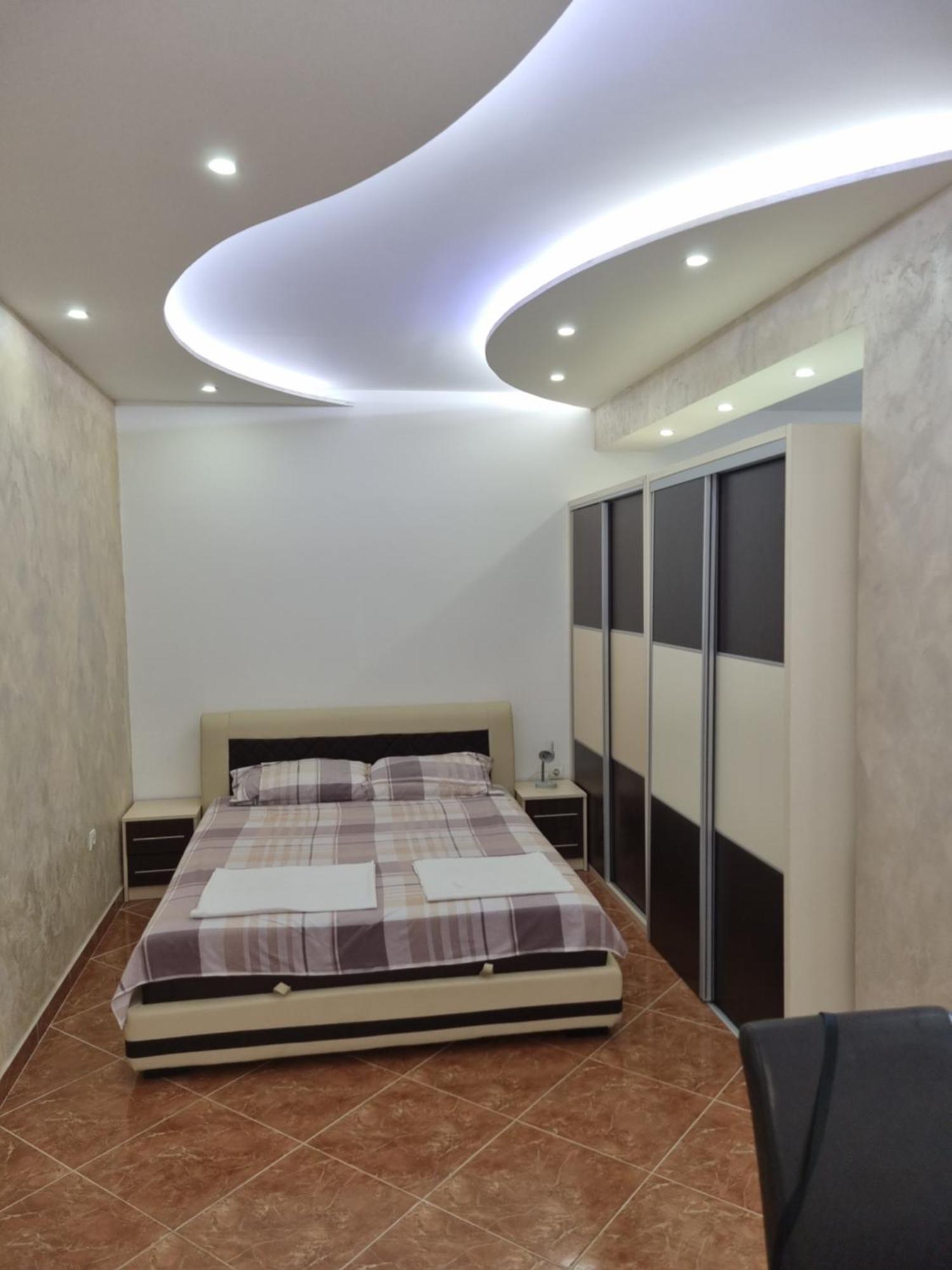 Apartmani Ani Bar Rum bild
